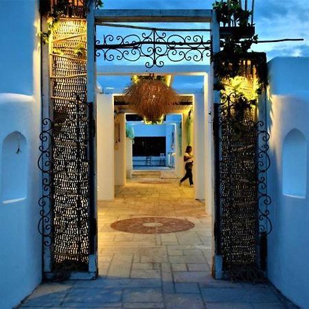 Отель Marzi Beach And Bungalows Коккони Экстерьер фото