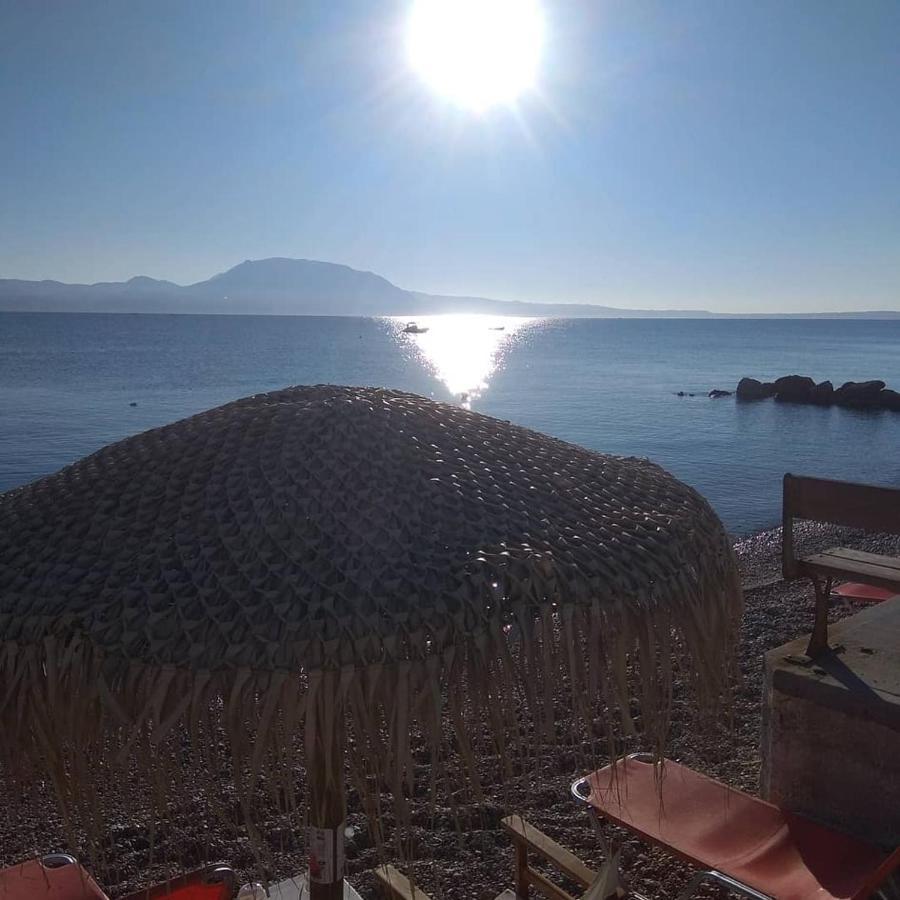 Отель Marzi Beach And Bungalows Коккони Экстерьер фото